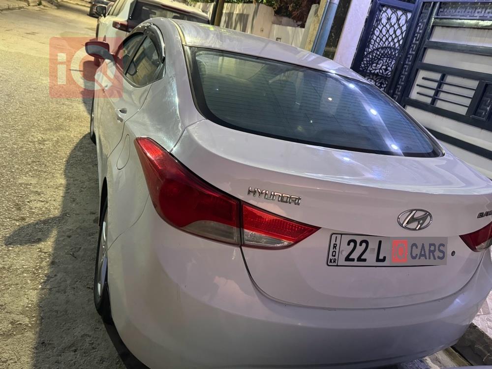 هیۆندای ئەلەنترا